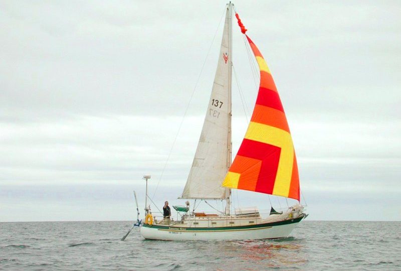 Single Handed Sailing A Complete Guide With Tips Better Sailing