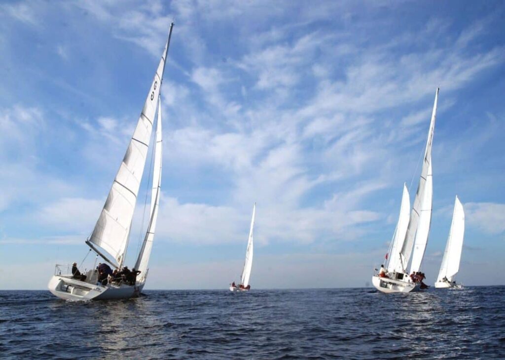 How To Choose a Sailboat