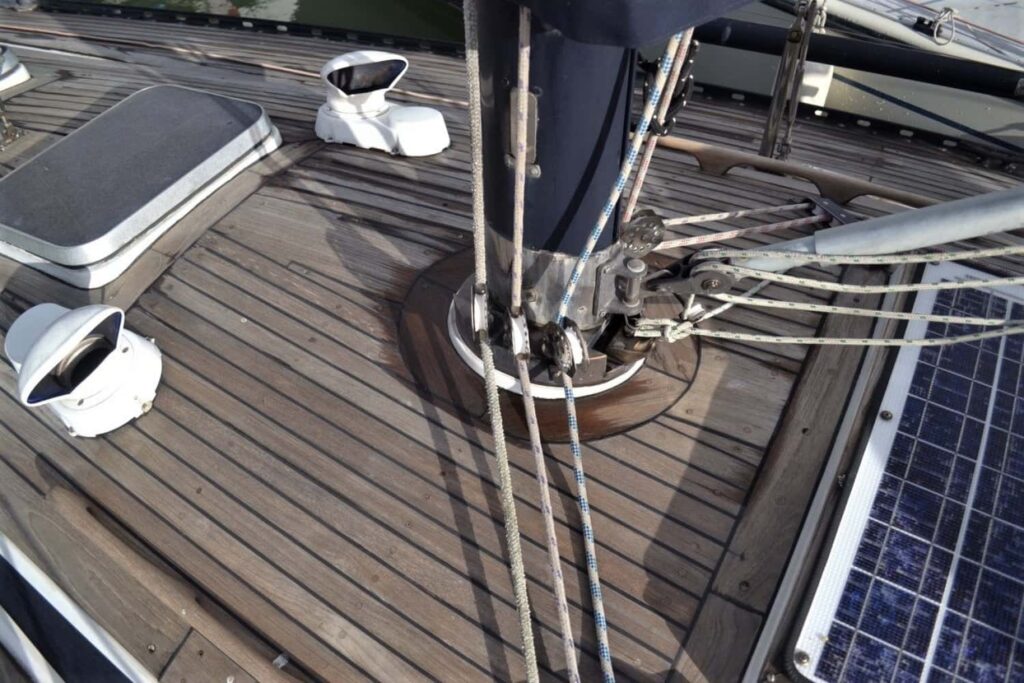 sailboat rigging tension