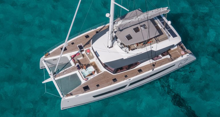 Fountaine Pajot 67