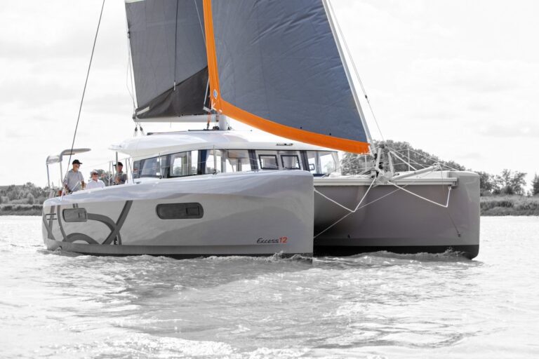 sailing catamaran under 40 feet