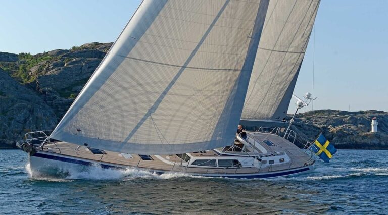 sailboat 60 ft