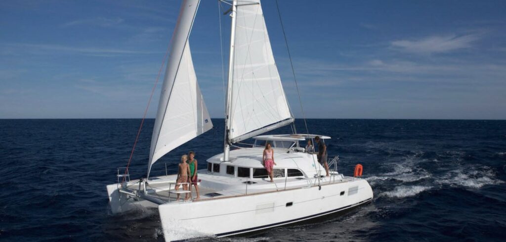 Lagoon 380 - Catamaran Under 40 Feet