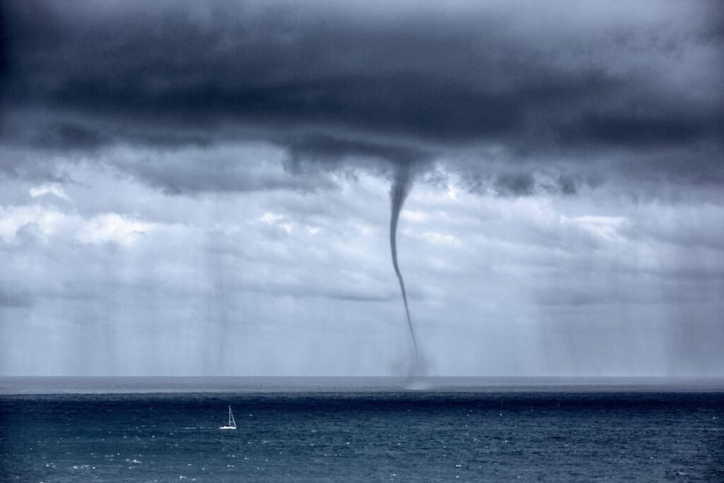 Waterspout Boat Safety