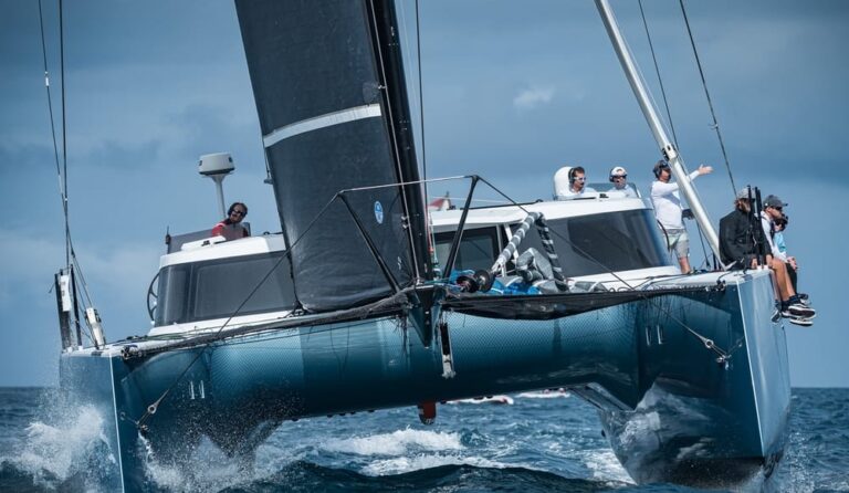 catamarans vs hulls